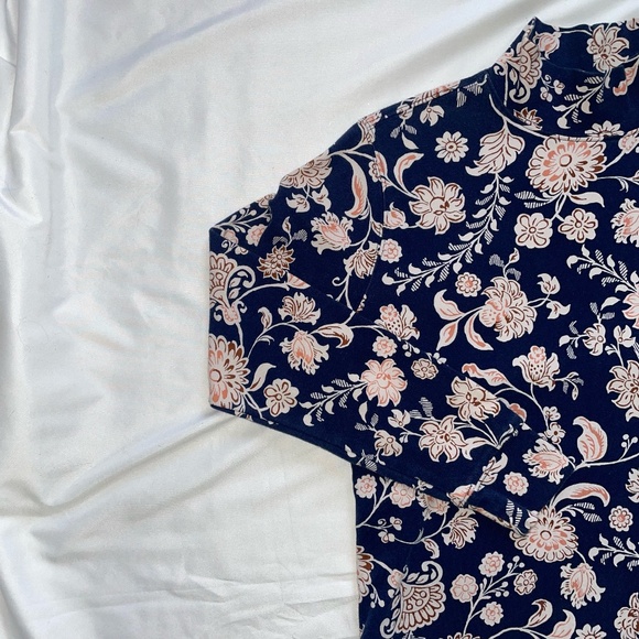 Lands' End Long Sleeve Cotton Mock Turtleneck — Size S (6–8) - Picture 2 of 4